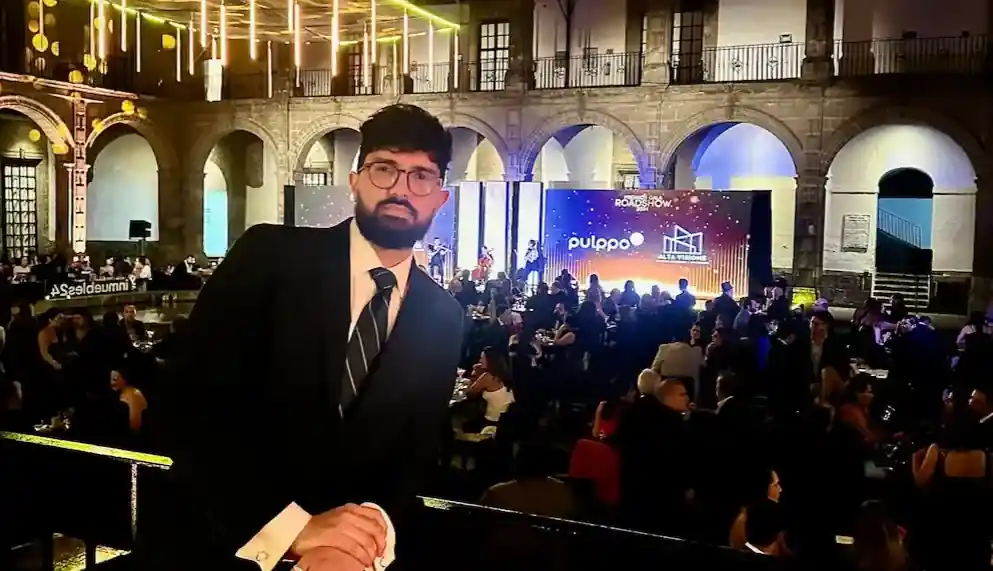 Fotografía de Enmanuel Barreto, asesor inmobiliario en CDMX